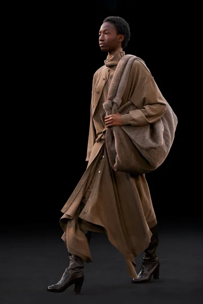 Look 22